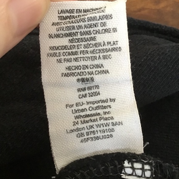 We The Free Black Green Raglan High Low Shirt - Picture 8 of 8